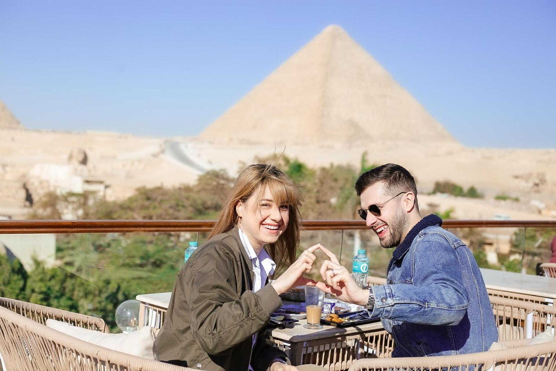 Tree Lounge Pyramids View Inn , Sphinx Giza Kafret el-Gabal Екстериор снимка