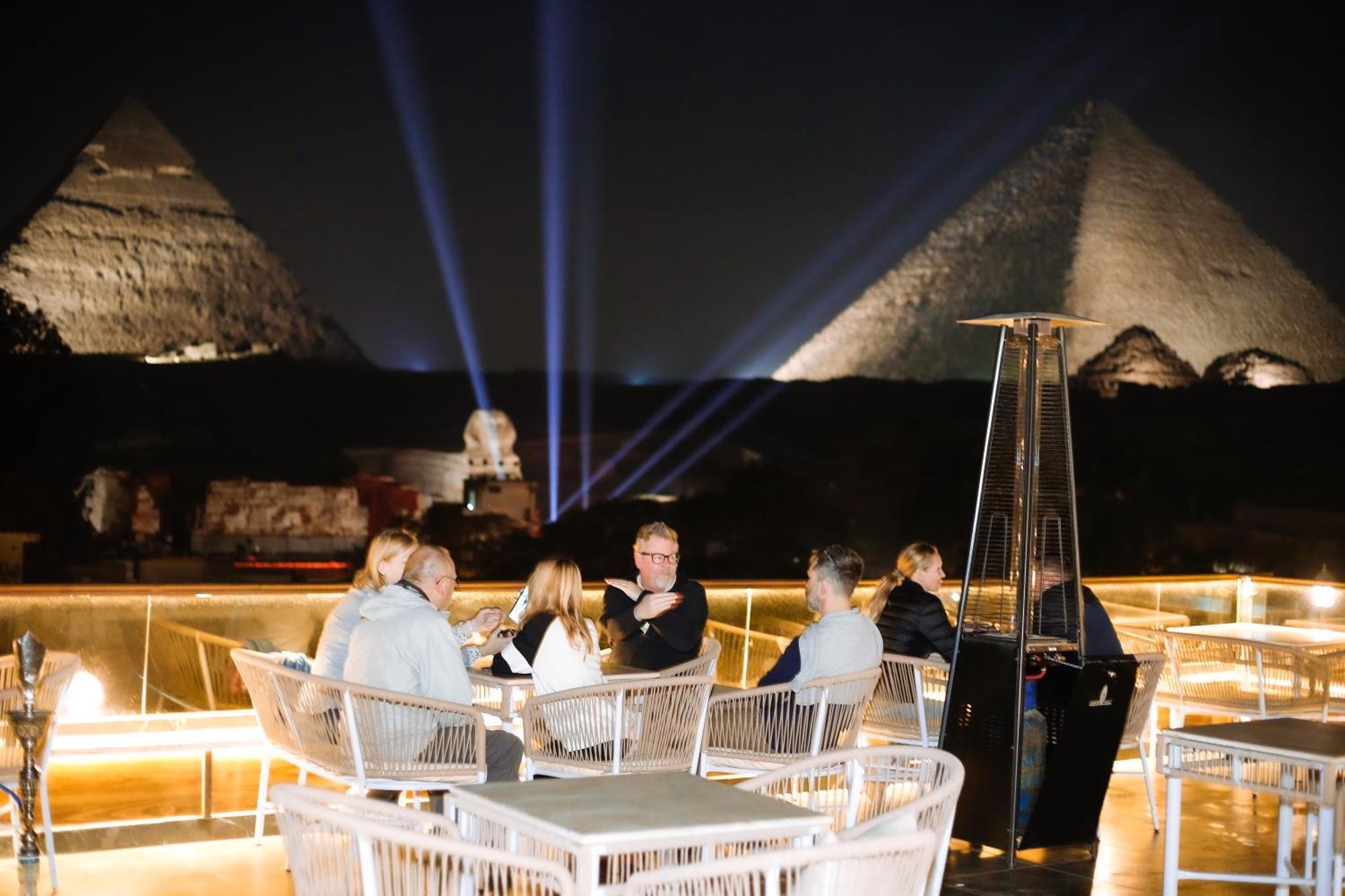 Tree Lounge Pyramids View Inn , Sphinx Giza Kafret el-Gabal Екстериор снимка