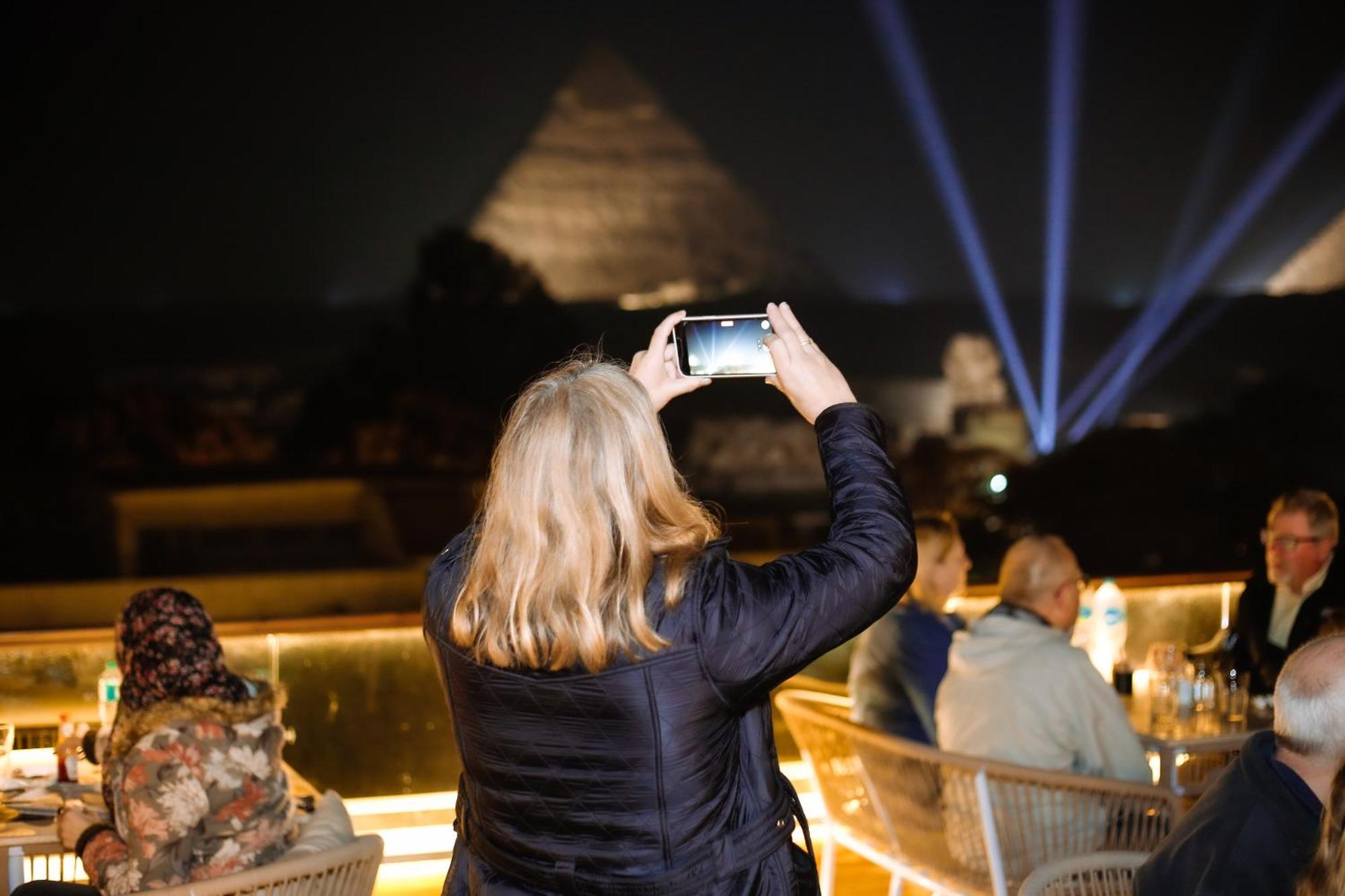 Tree Lounge Pyramids View Inn , Sphinx Giza Kafret el-Gabal Екстериор снимка