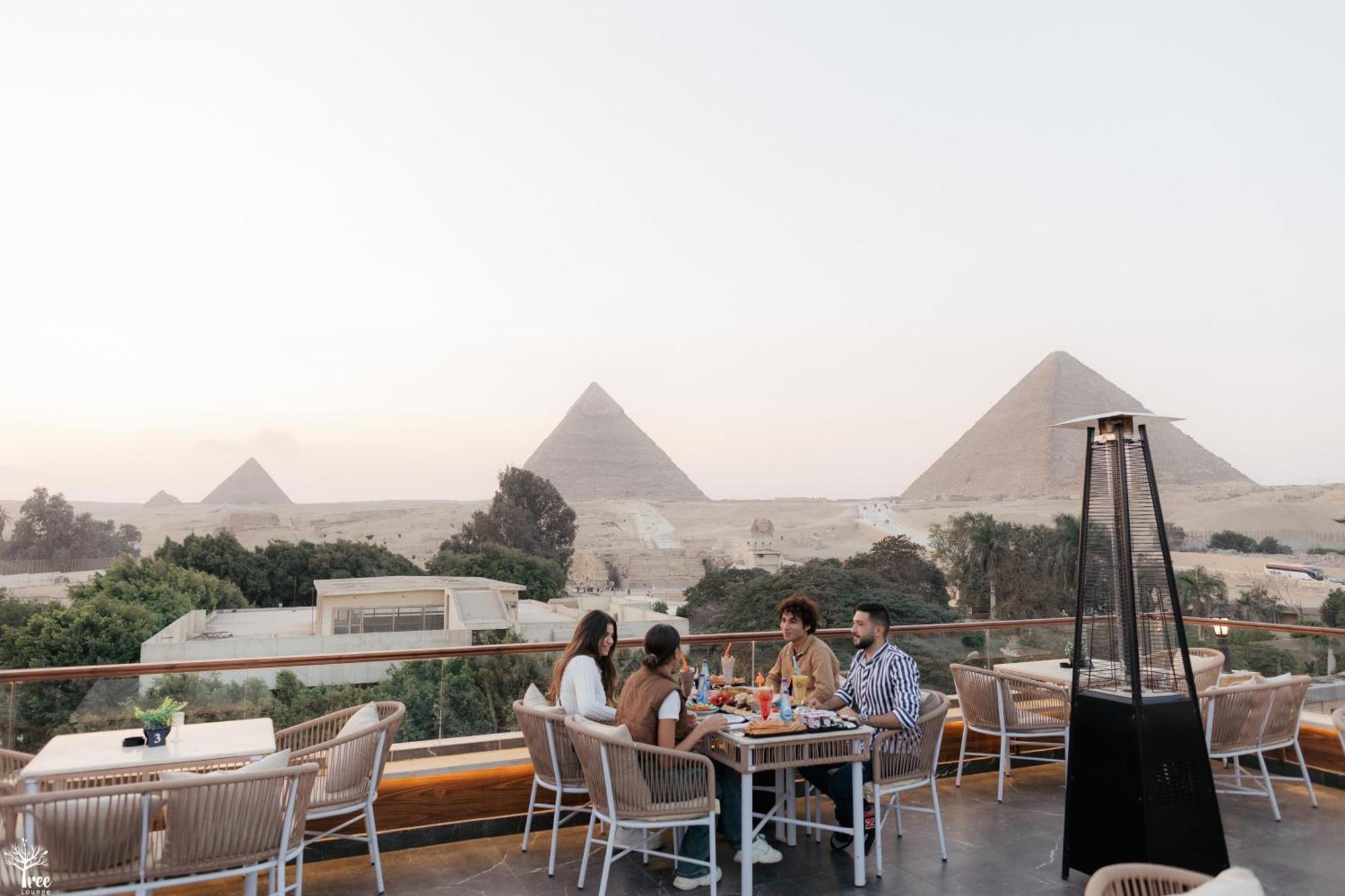 Tree Lounge Pyramids View Inn , Sphinx Giza Kafret el-Gabal Екстериор снимка